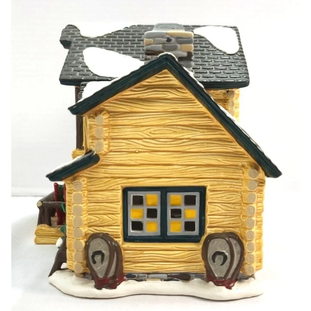 Department 56 The Original Snow Village Smokey Mountain Retreat Lighted